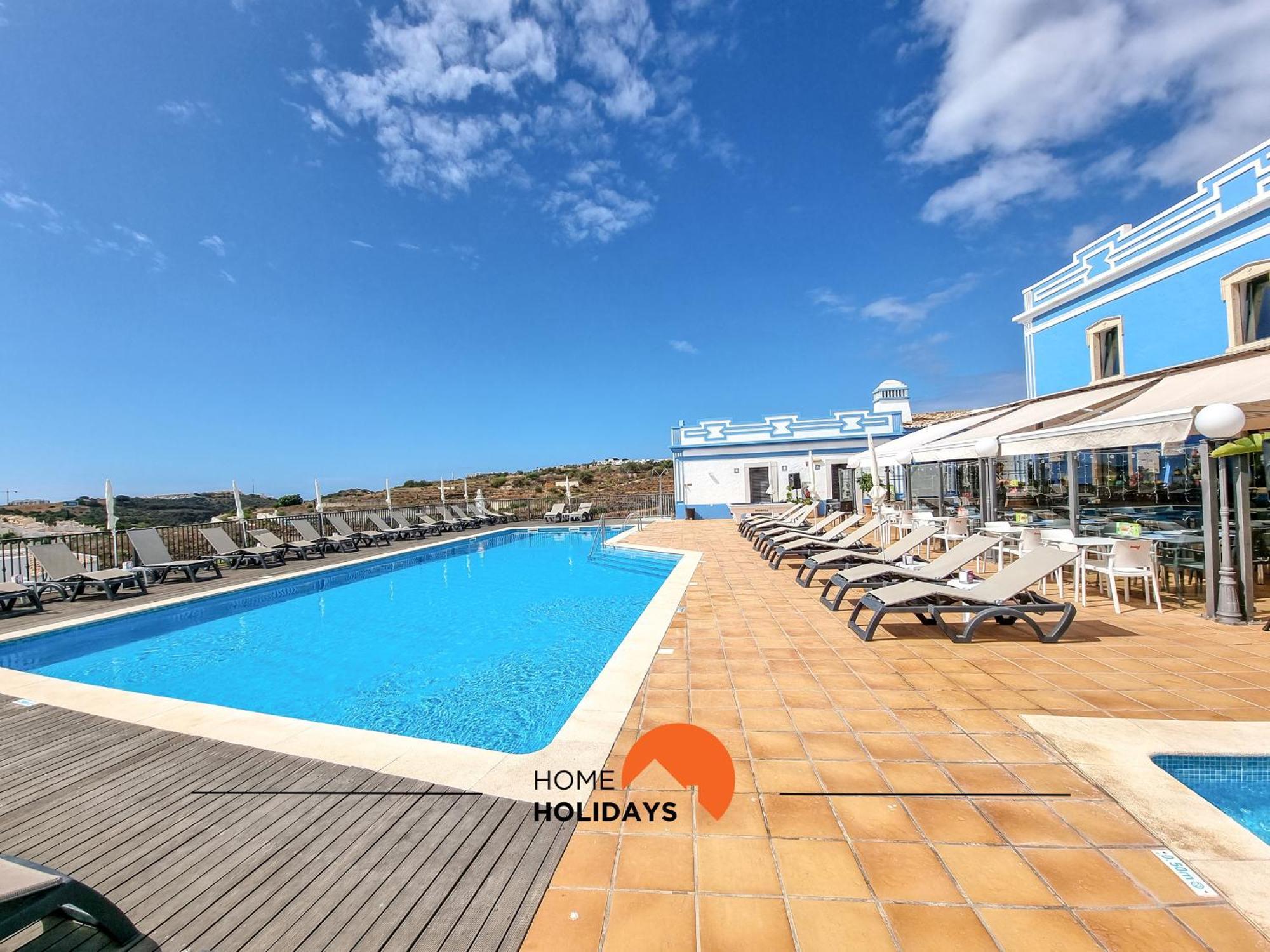 #279 T2 Relaxar Em By Holidays